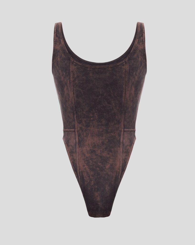 Body with visres graphite