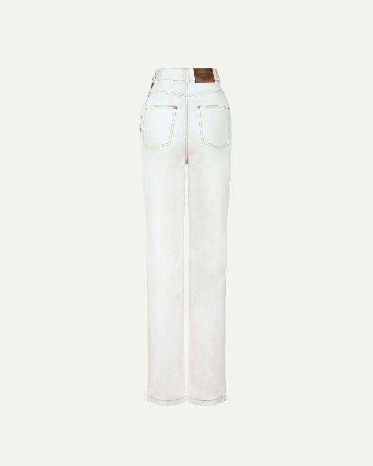 White jeans with a slit at the thigh