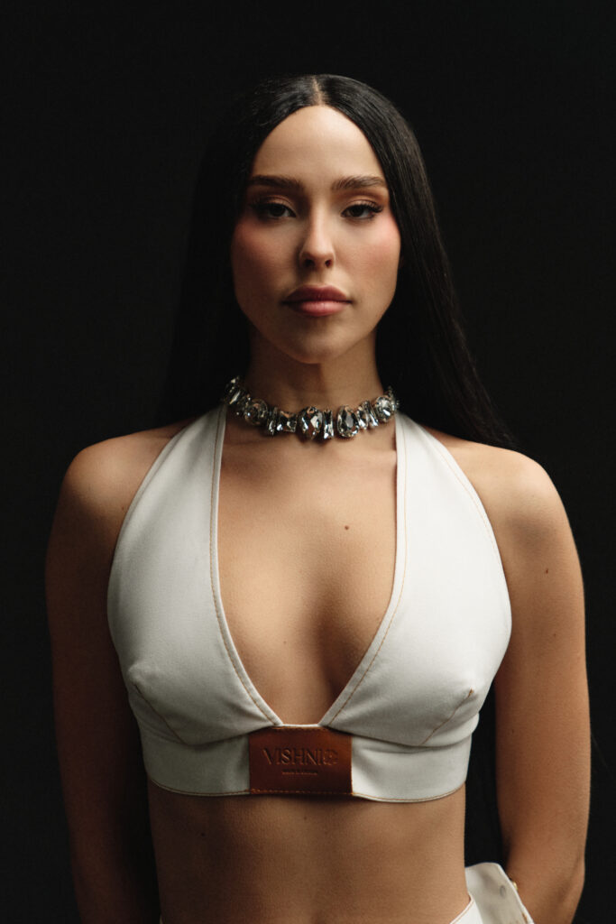 White denim top