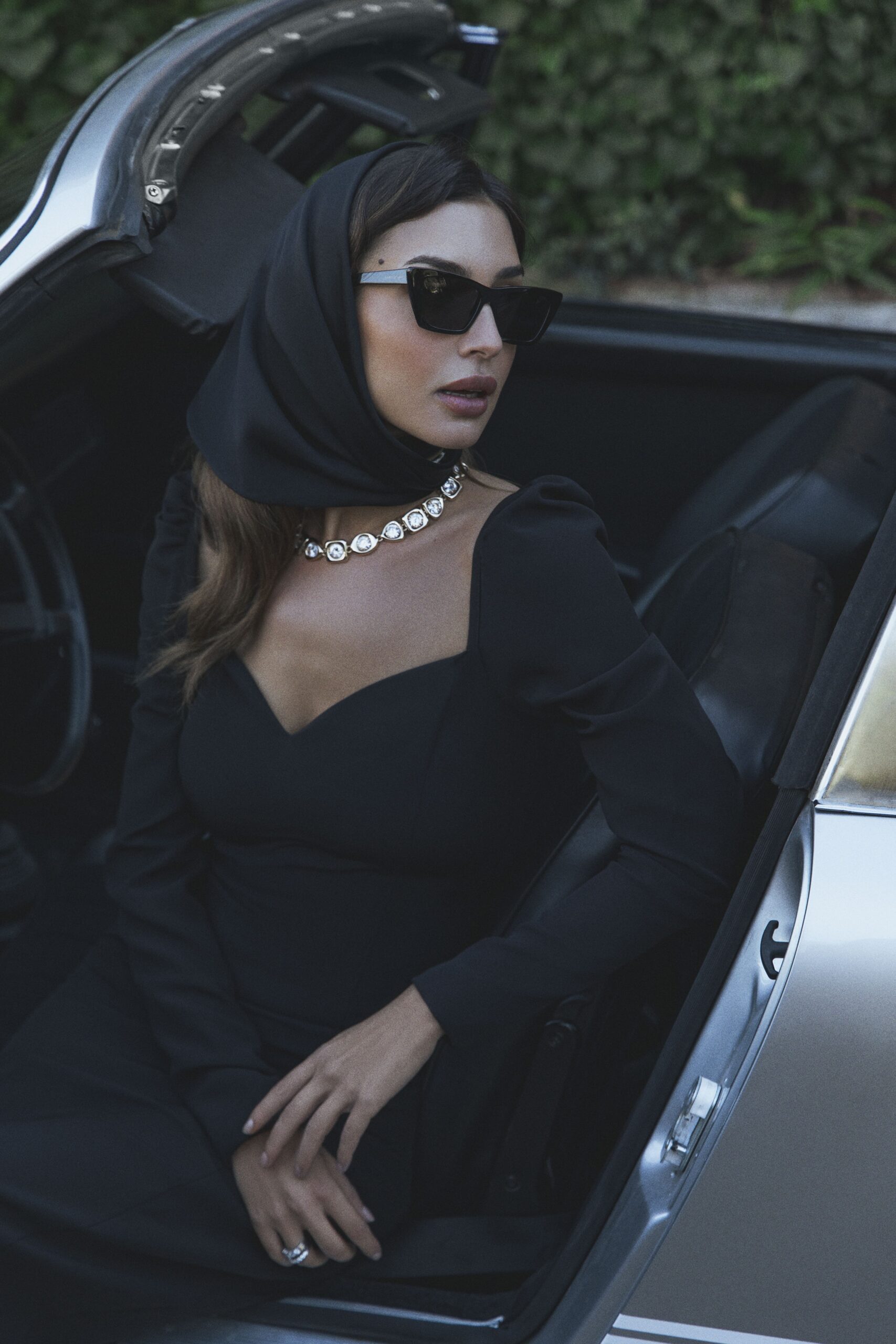 Black fitted midi dress