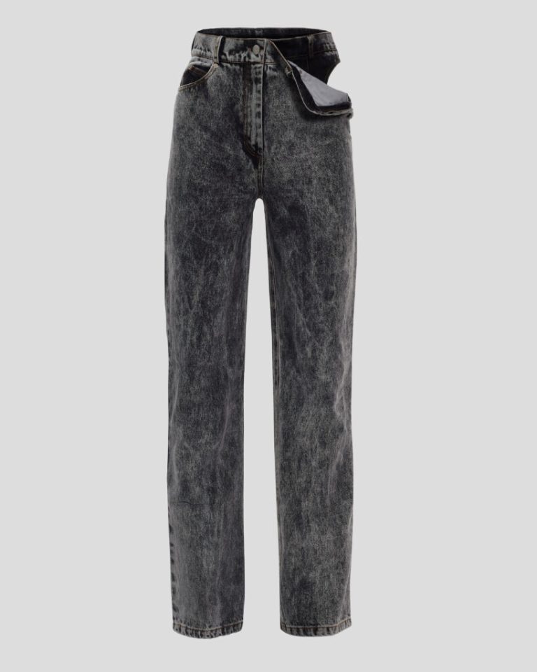 Jeans with thigh cutouts