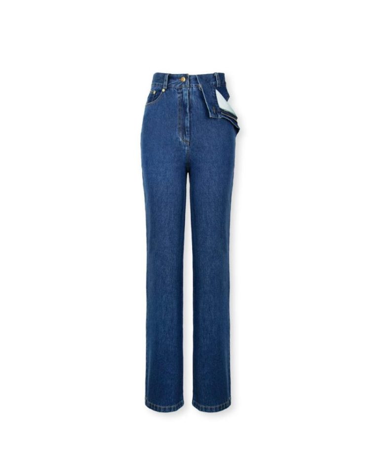 Blue jeans with a slit at the thigh