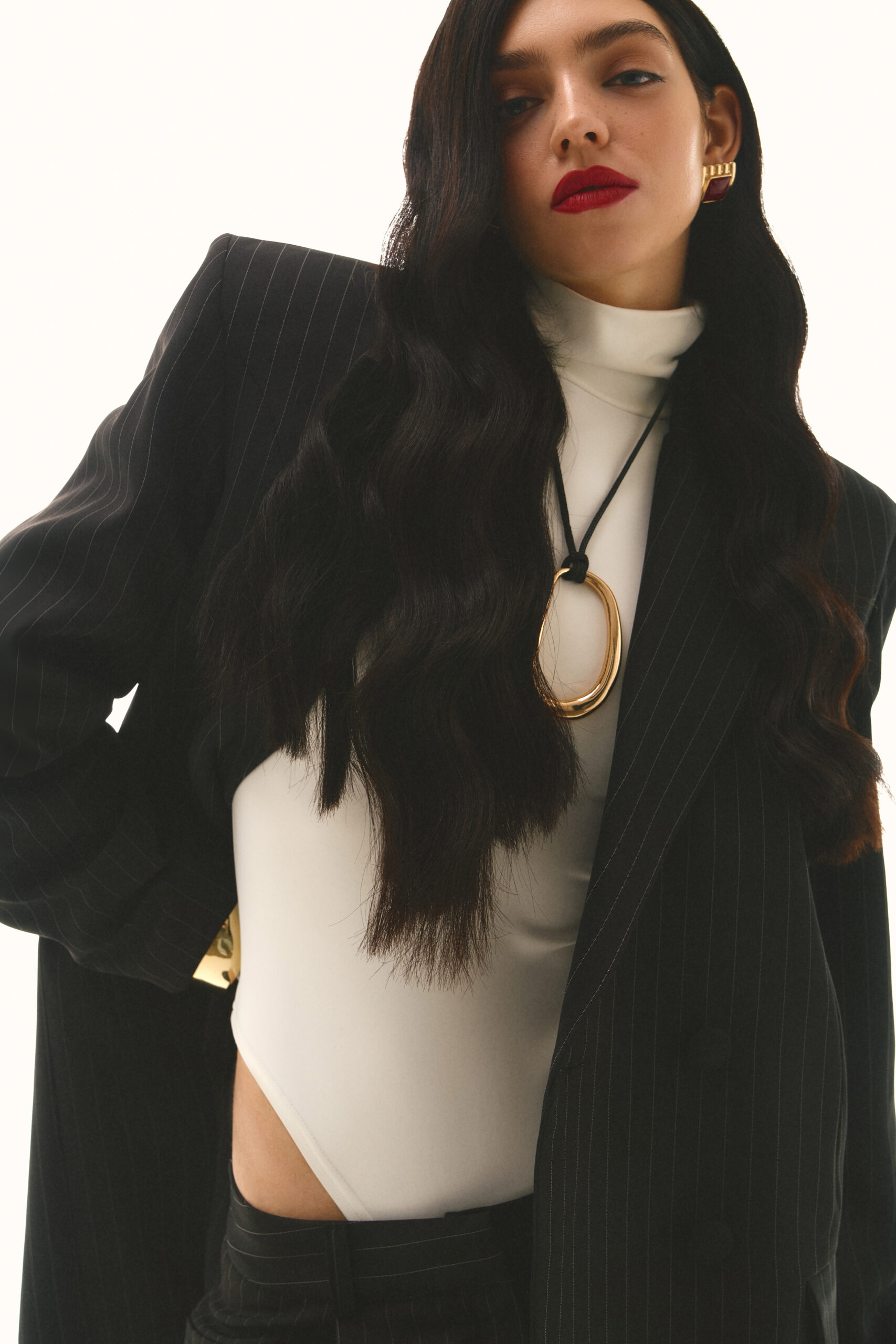 Basic white body with long sleeves
