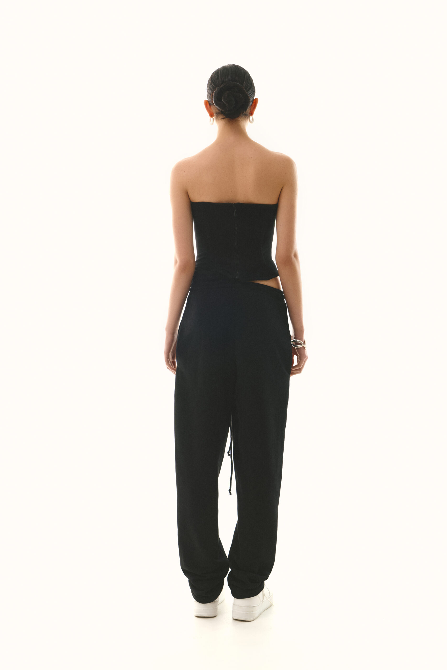 Black low rise pants