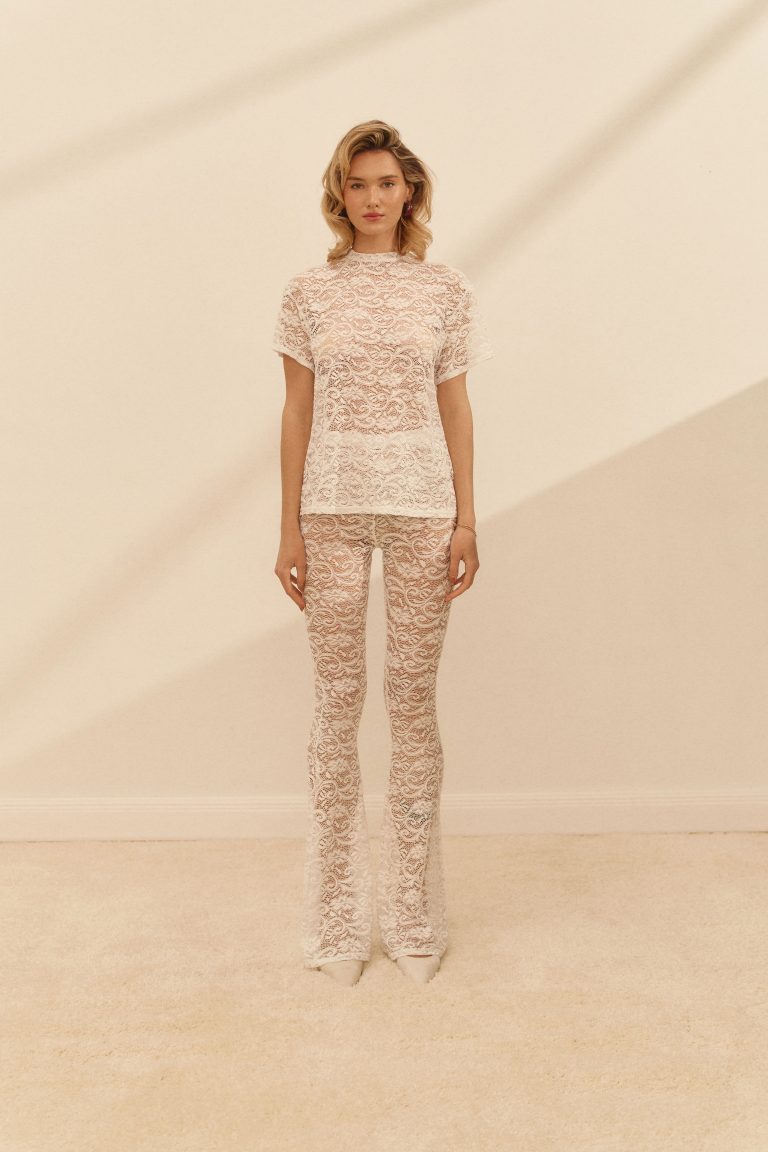 Set: T-shirt and Flared Pants White