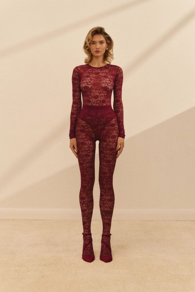 Set: bordeaux bodysuit and tights