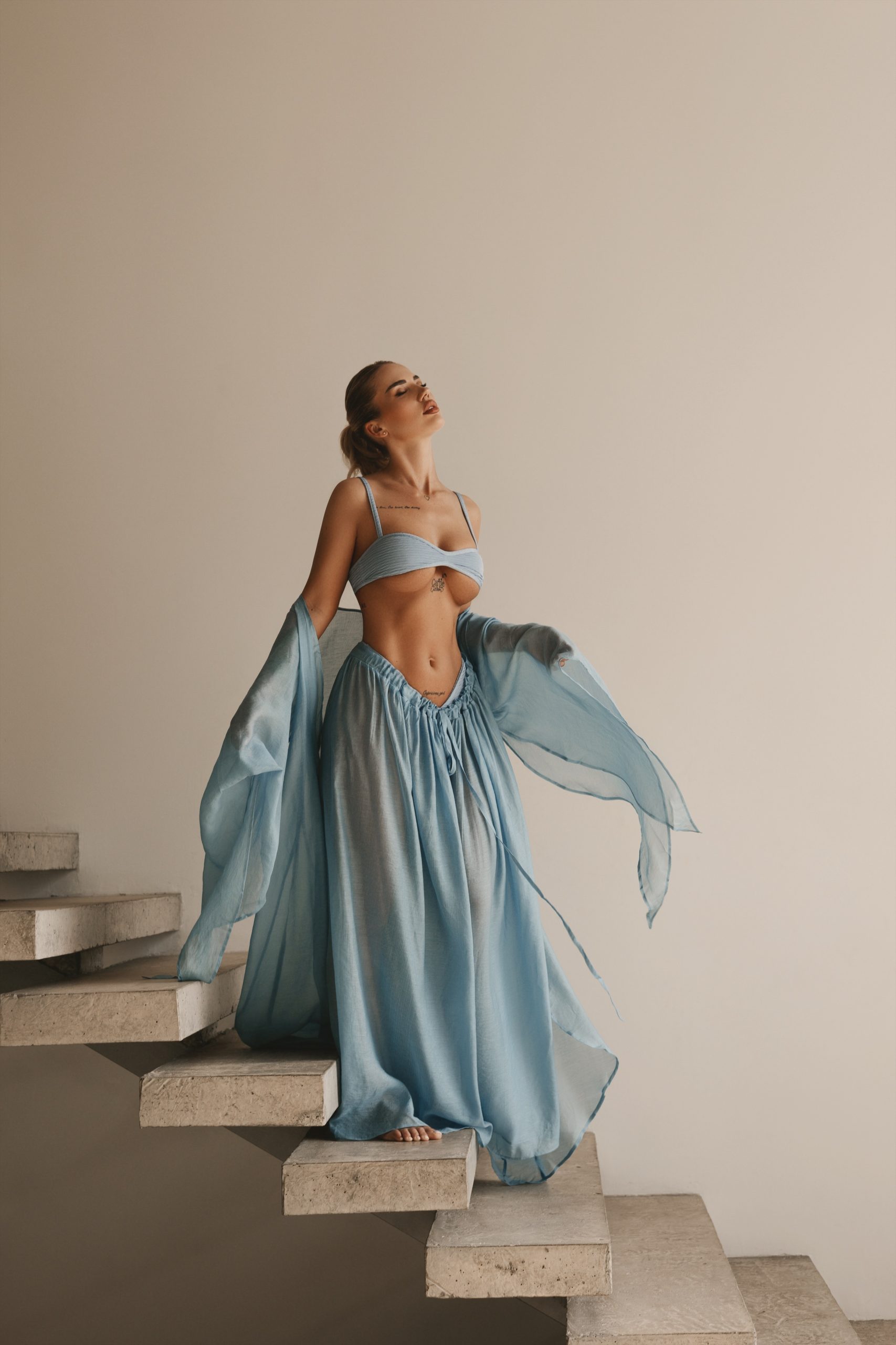 Cape Ange long blue